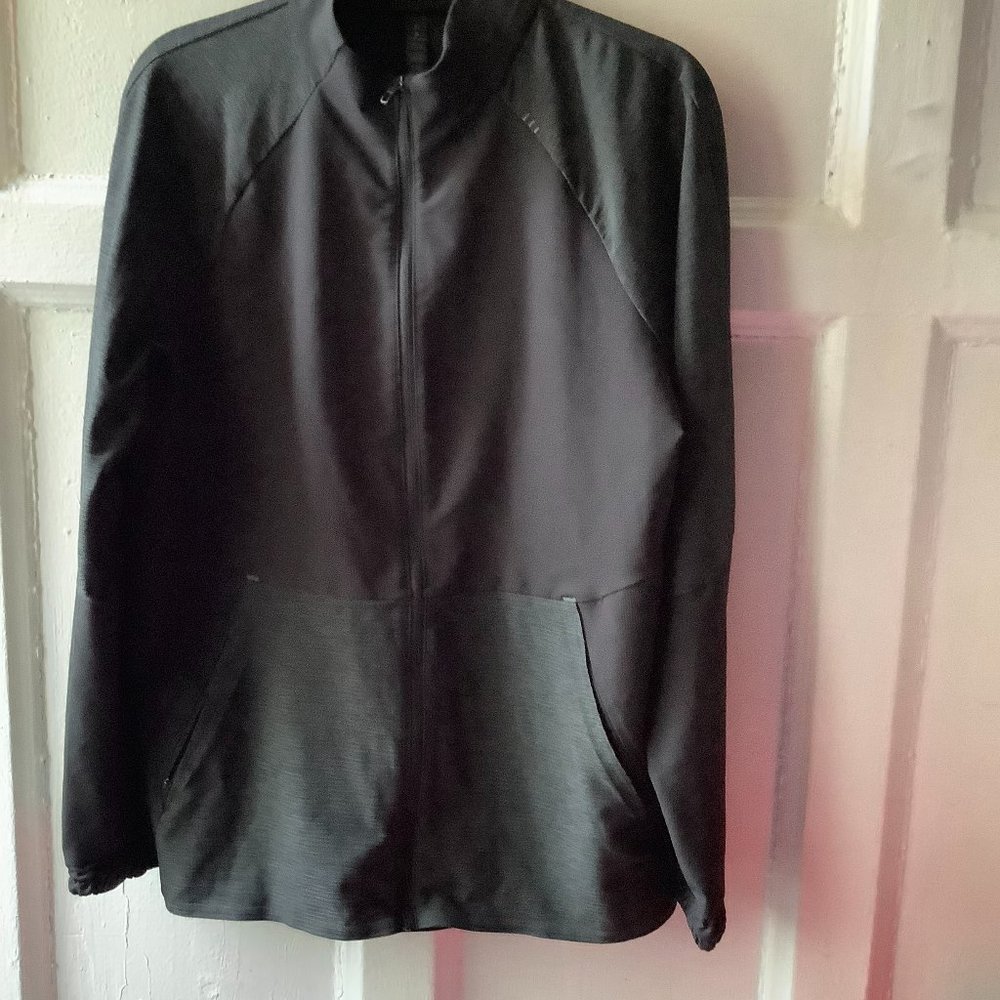 Lululemon Man's Jacket - Picture 2 of 8